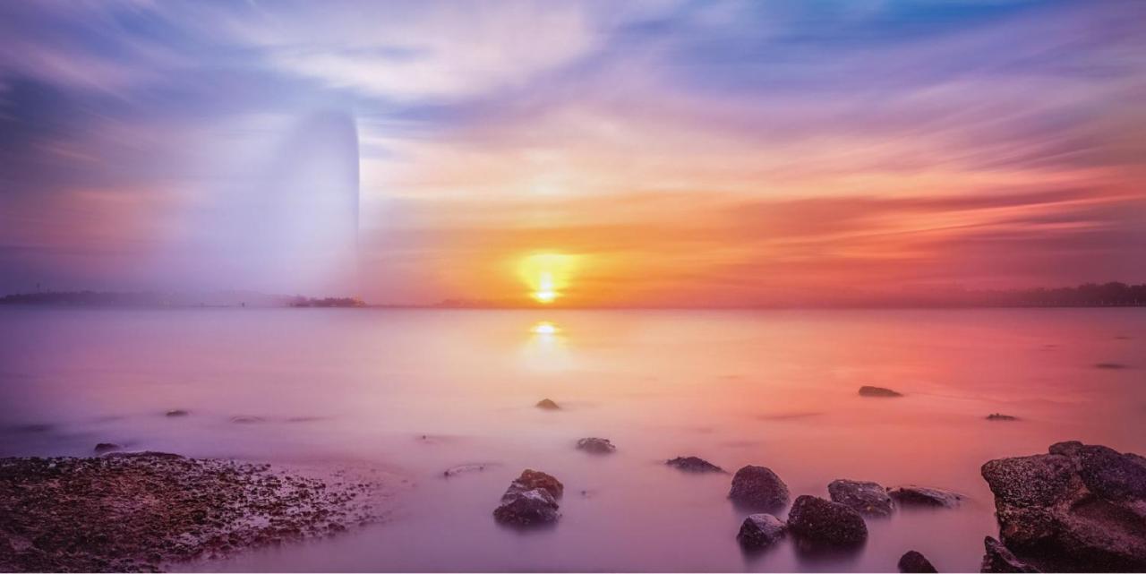 Готель Crowne Plaza Jeddah By Ihg Екстер'єр фото Sunset at the beach